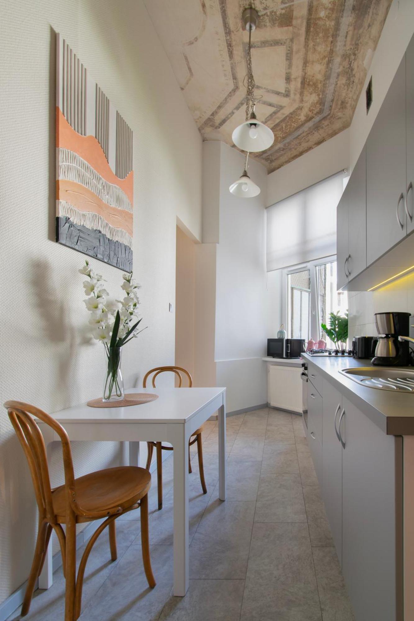 Vintage Apartment Gertrudy Street Краков Экстерьер фото