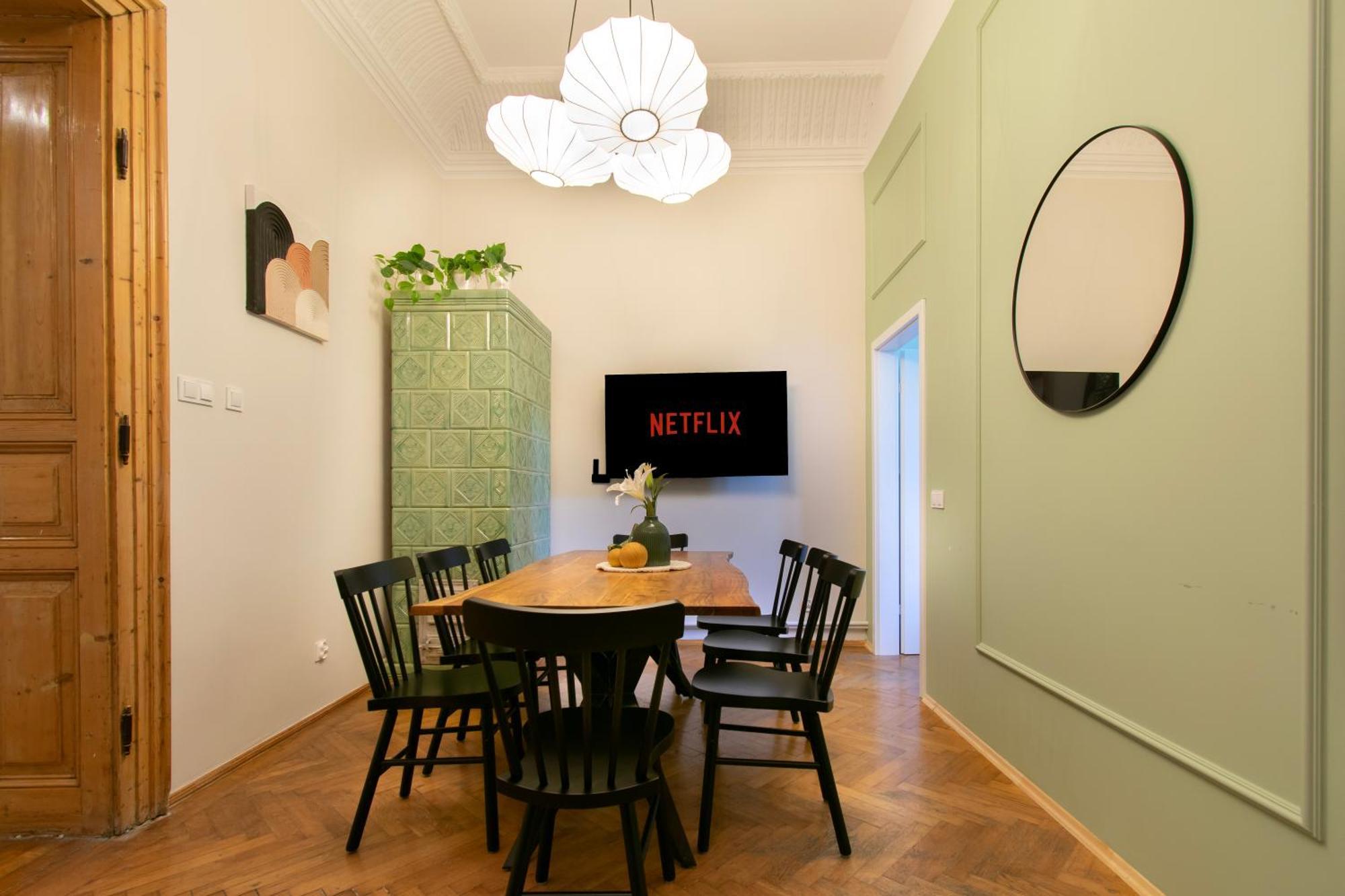 Vintage Apartment Gertrudy Street Краков Экстерьер фото