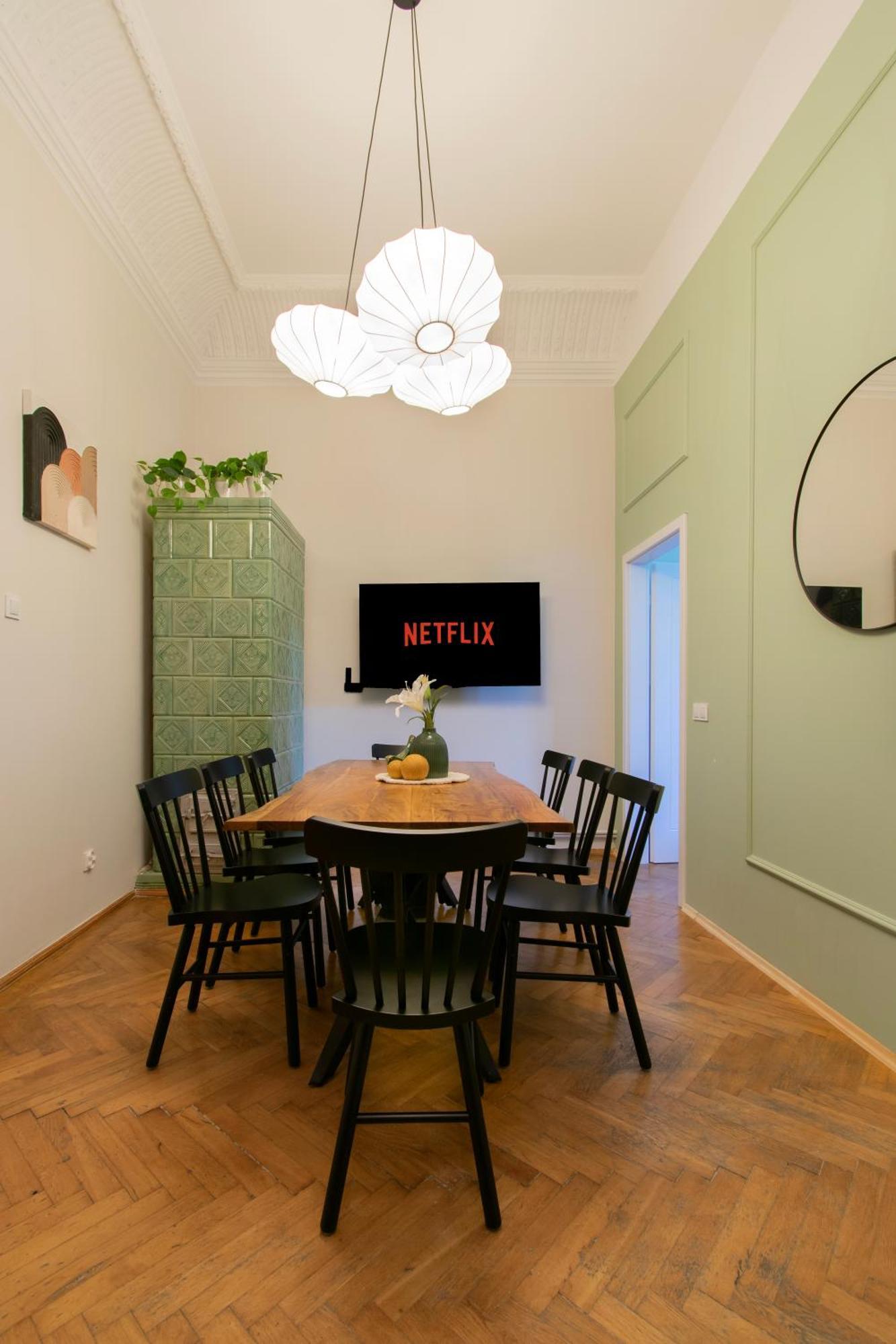 Vintage Apartment Gertrudy Street Краков Экстерьер фото